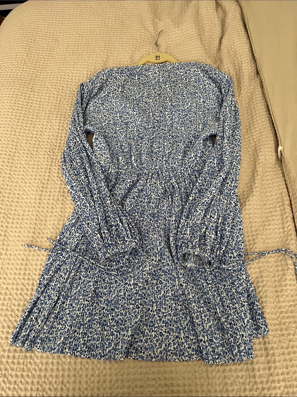 H&M Blue Floral Long Sleeve Tunic Dress - Picture 4 of 8